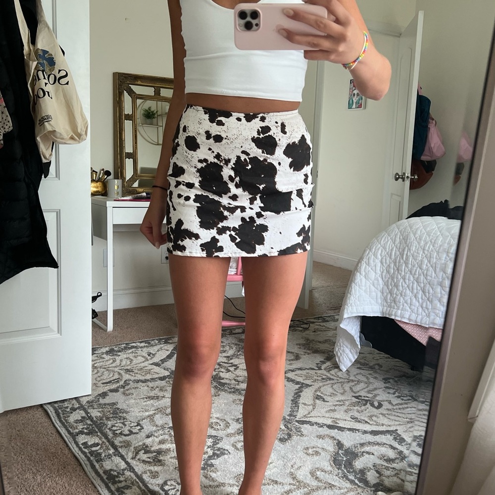 MOTEL ROCKS COWPRINT MINI SKIRT